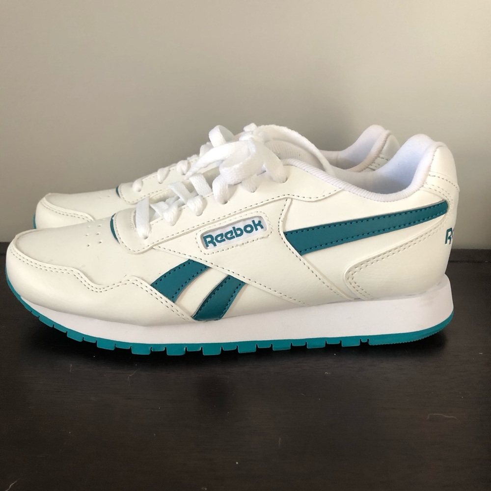 Reebok Women’s Classic Harmon size 7